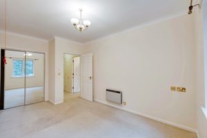 BEDROOM- click for photo gallery